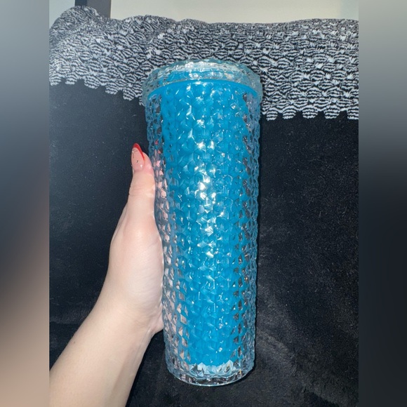 Starbucks tumblers - Picture 2 of 6